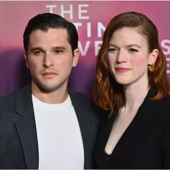 Game of Thrones Black Scoop-Neck You Know Nothing Jon Snow Short Sleeve Tee - Picture 12 of 12